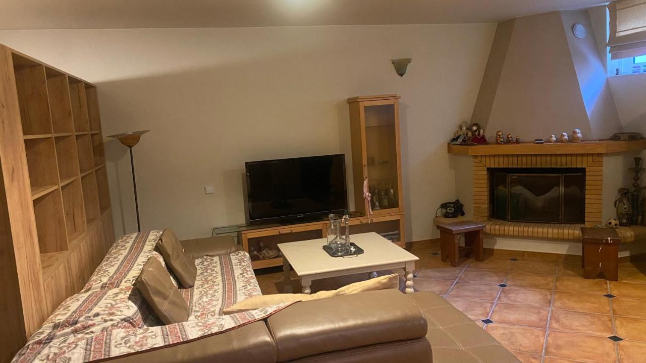 Seaside Family Apartment - Kalamata Farai Екстер'єр фото